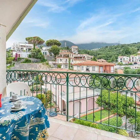Ginestra 12 Appartement